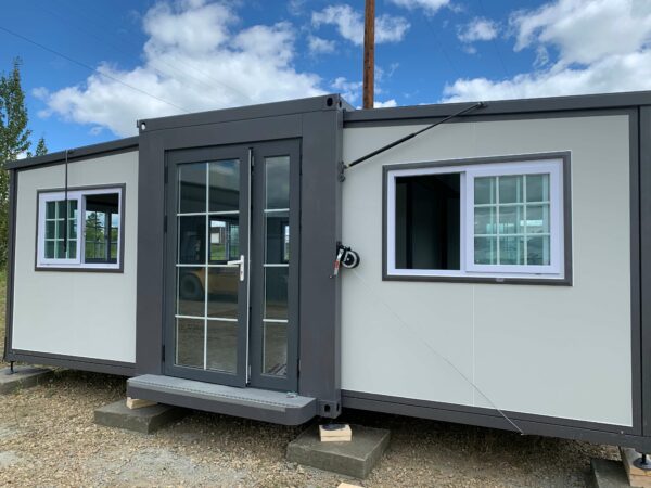 2022 Unused Expandable Container House with Ensuite